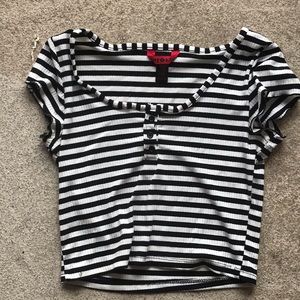SOLD Hot topic e girl shirt size medium